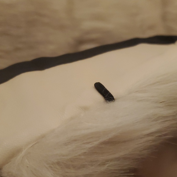 Luxurious Faux Fur Vest - Picture 10 of 12